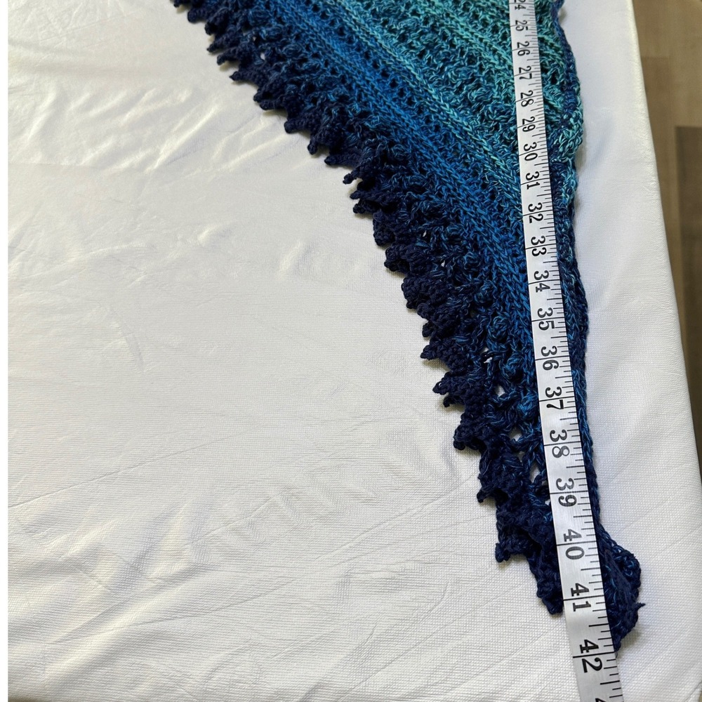 VTG Handmade Crochet Triangle Shawl Wrap Womens 84 x 36 Blue Teal Ombre Gradient - Picture 5 of 10